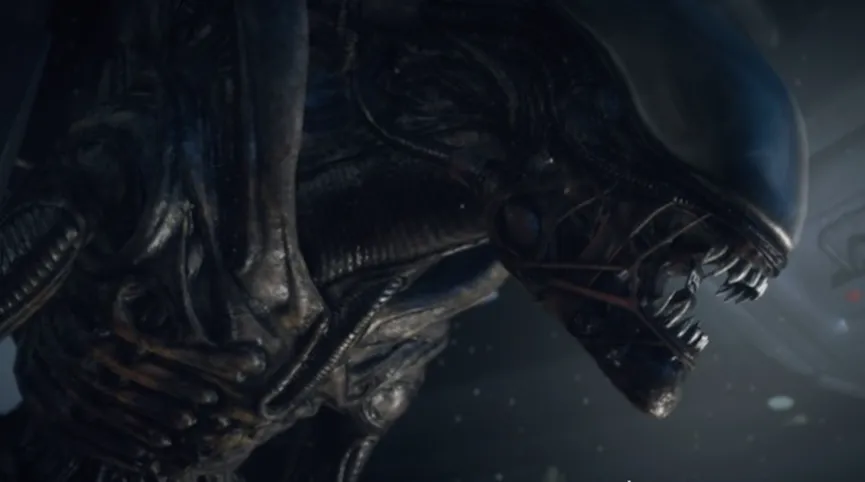 Alien Isolation gameplay showing the Xenomorph on space station Sevastopol